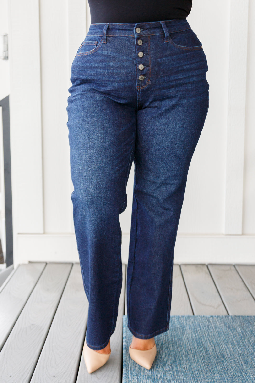Judy Blue High Rise Button-Fly Straight Jeans in Dark Wash