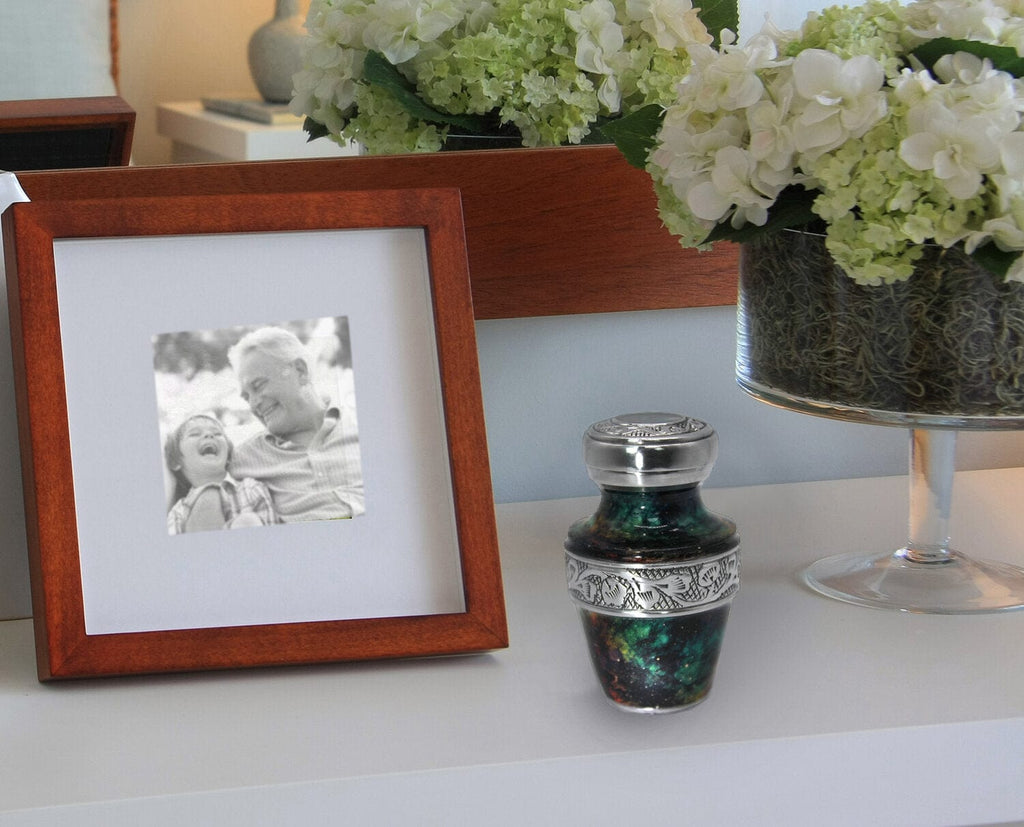 Supernova Keepsake Urns – Tiny, Small & Mini Keepsake Urns for Ashes | Cremation Keepsakes