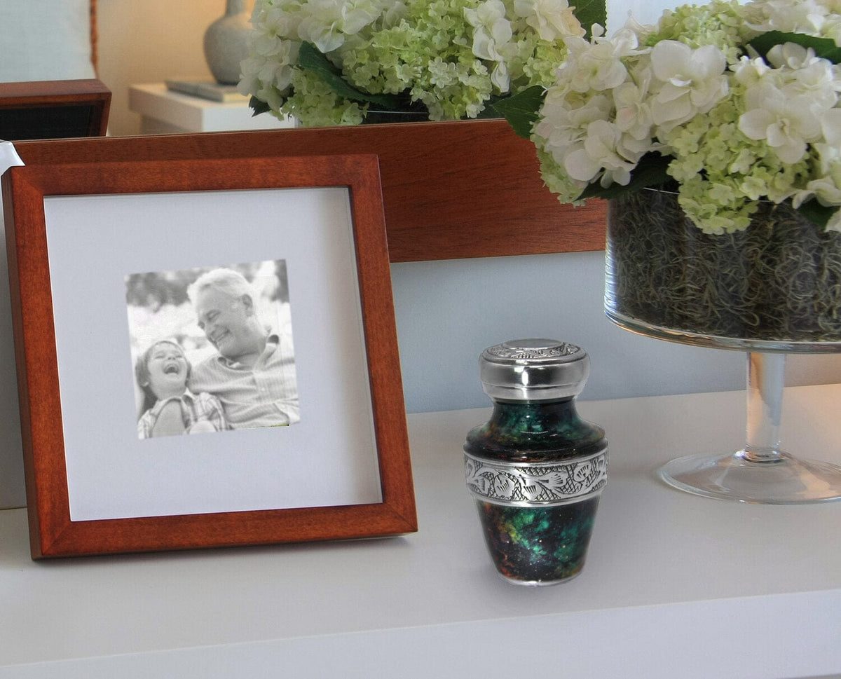 Supernova Keepsake Urns – Tiny, Small & Mini Keepsake Urns for Ashes | Cremation Keepsakes