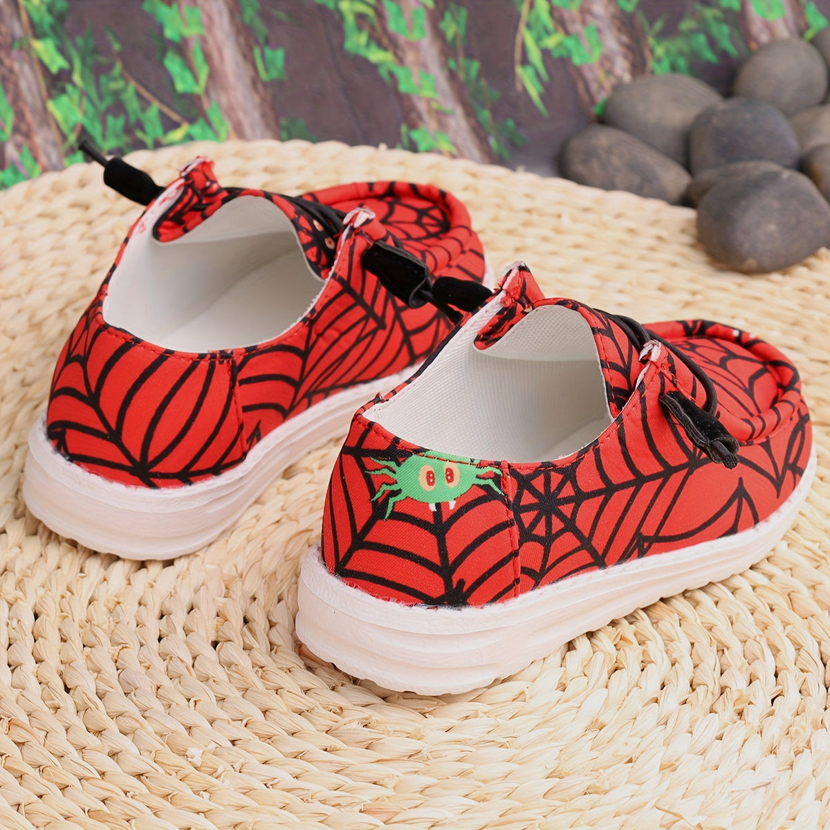 Boys' Breathable Mesh Sneakers - Lightweight Non-Slip Low-Top Athletic Shoes for Indoor & Outdoor